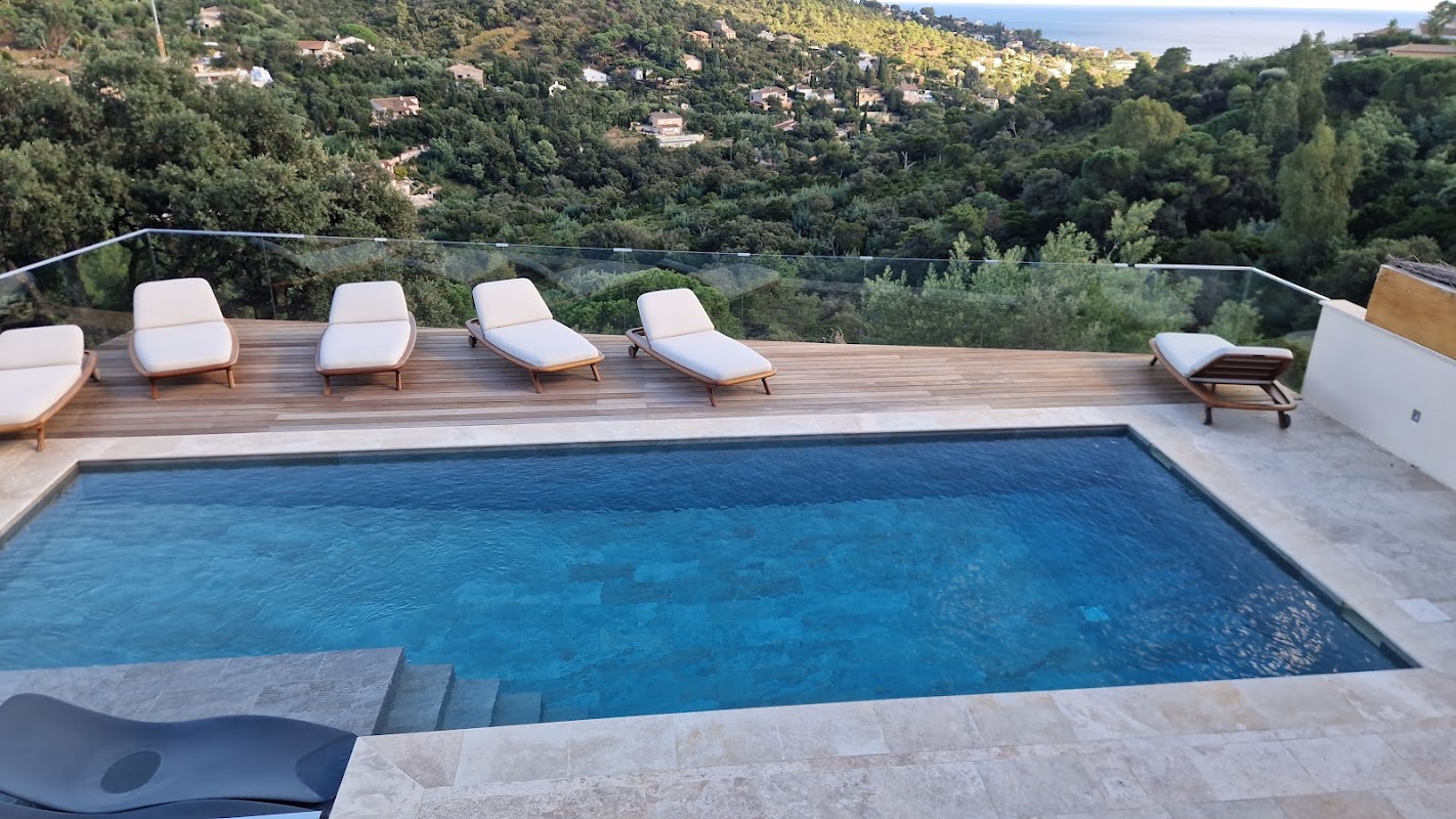 Construction piscine par BAZ PISCINE